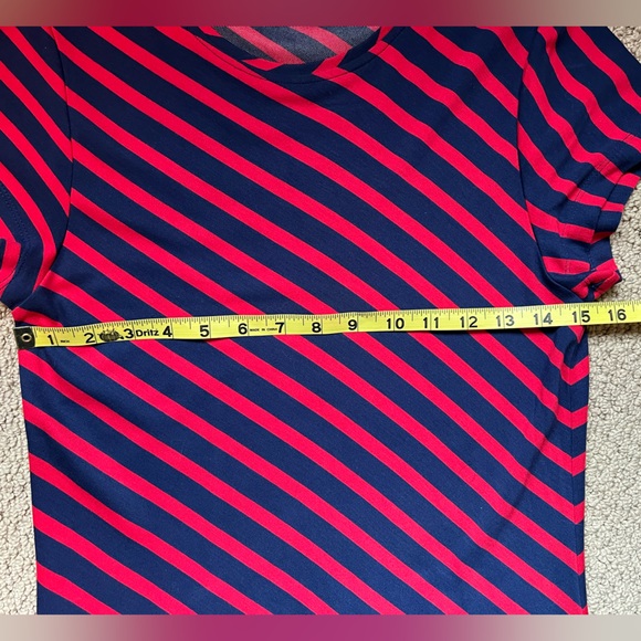 Vineyard Vines Dress - Picture 10 of 10